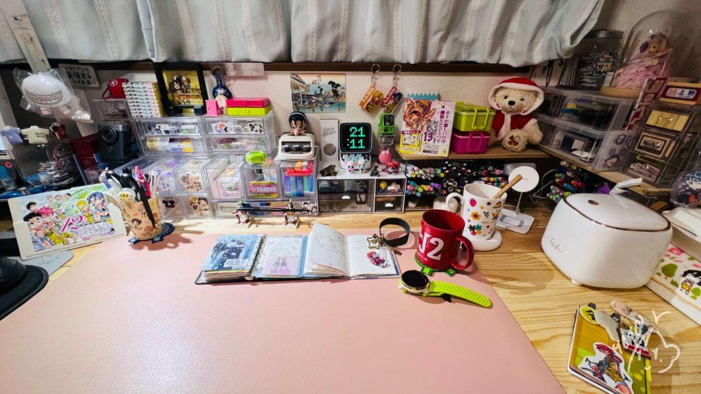 my desk2